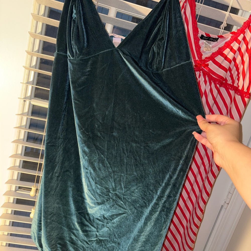 PACK OF 2 Fashion Nova ❤️🤍 striped 1X Sleepwear + 💚 Victoria’s Secret Size XXL - Picture 4 of 11